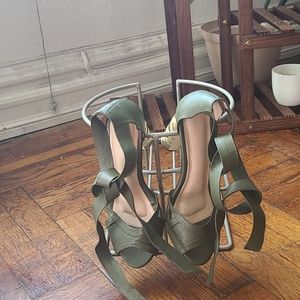 BIBIANA HERNANDEZ GREEN HEEL SANDALS